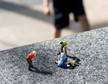 Mierka : človek / Scale : Human